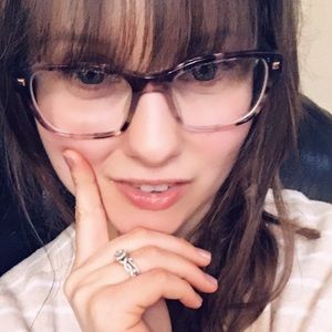 Meet your Posher, Erica